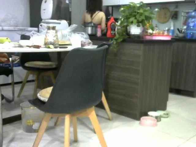 Offline Stella-869 on BongaCams