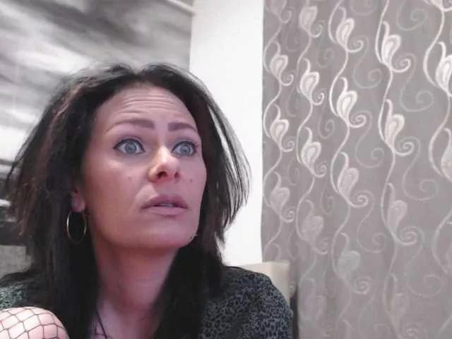 Offline sweetandreea on BongaCams