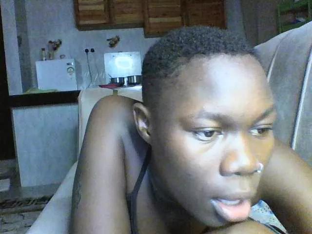 Sweetchocolate on BongaCams 