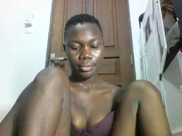 Sweetchocolate on BongaCams 