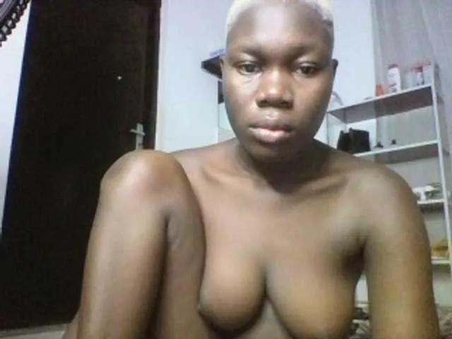 Sweetchocolate on BongaCams 