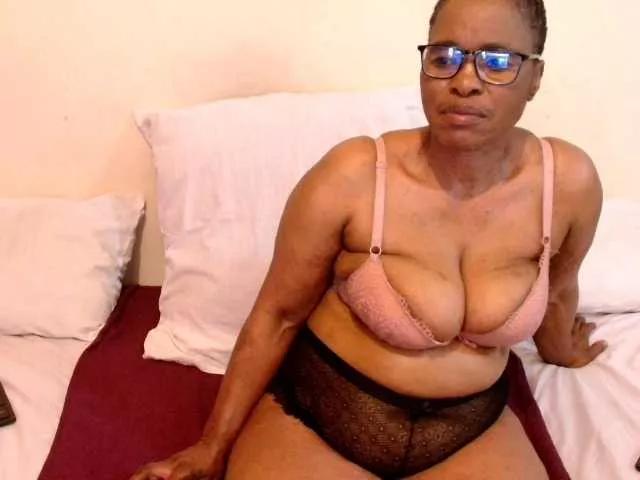 SweetMellow on BongaCams 