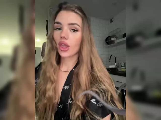 SweetyMia on BongaCams 