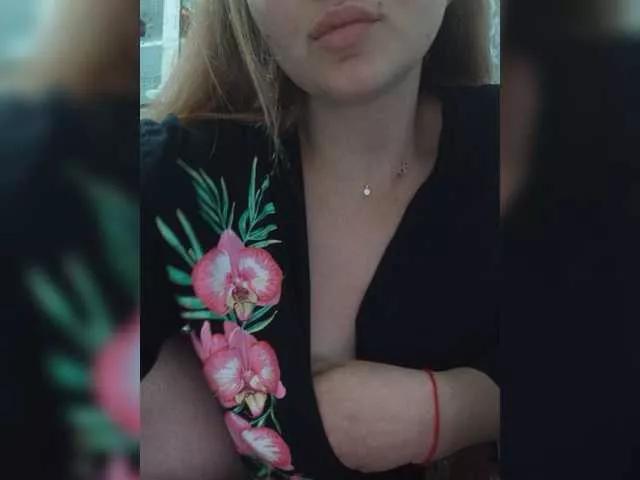 Tammy98 on BongaCams 