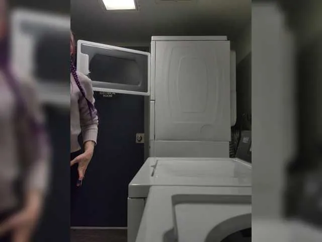 TinyTemptressChanel on BongaCams