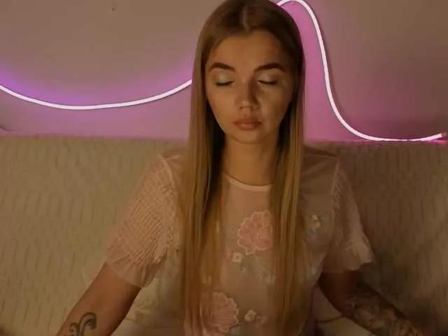 Trusty-dottie on BongaCams