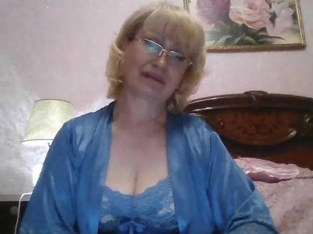 Offline Ur-Mami on BongaCams