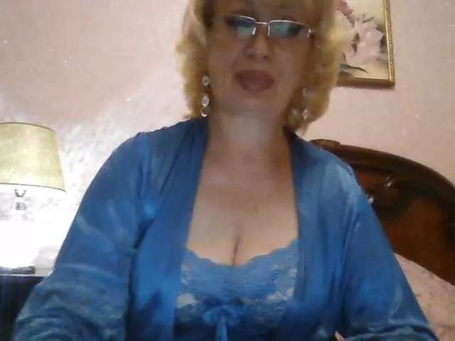 Offline Ur-Mami on BongaCams
