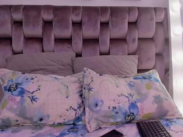ValerieJones1 on BongaCams 