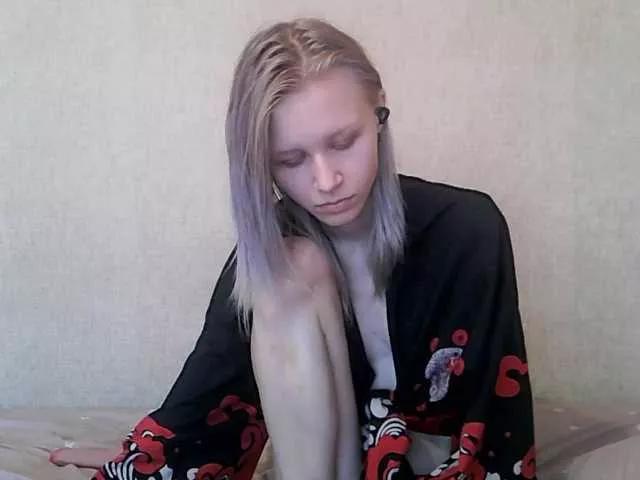 White-snow on BongaCams 