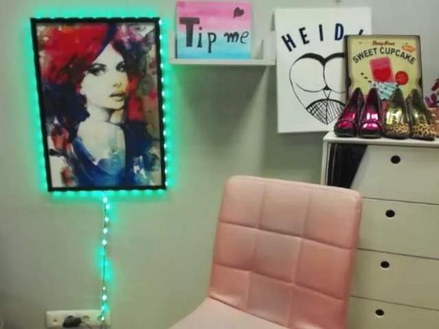 Freechat xxHeidiLove on BongaCams