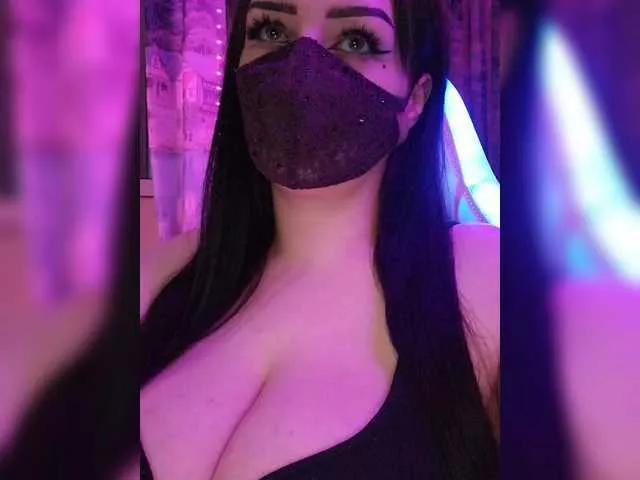 YennSI on BongaCams 