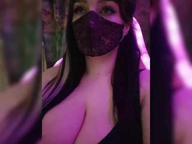 YennSI on BongaCams 