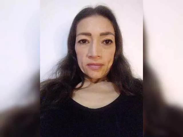 Offline Yuli-sx on BongaCams