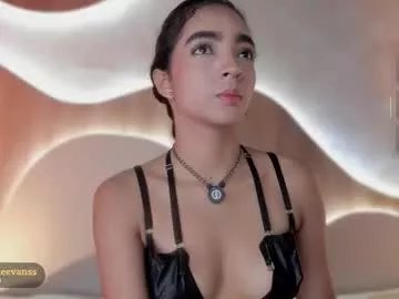 Freechat adelineevanss on Chaturbate