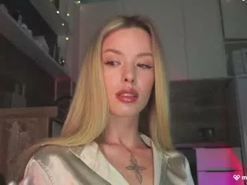 Freechat agent_blonde on Chaturbate