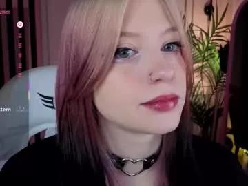 Freechat arielabradberry on Chaturbate