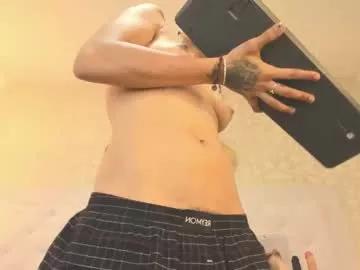 Freechat b3k_afrodict on Chaturbate