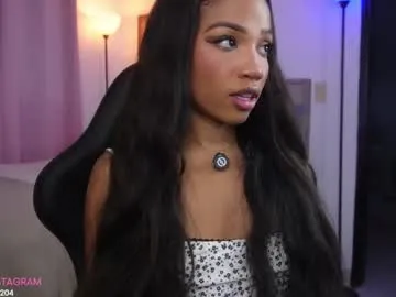 eimi_space —  hi guys  - favorite patterns 11-33-111-333  a orgasm for you -check my videos in profile #ebony  #smalltits #fuckmachine  #feet    #