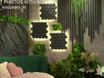 Freechat ella_knockers_xl on Chaturbate