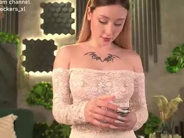 Freechat ella_knockers_xl on Chaturbate