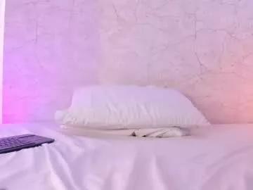 ellamontoya on Chaturbate 