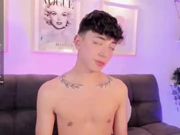 Freechat evan_voss on Chaturbate