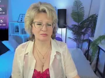 evelynblissful on Chaturbate 