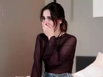 Join hot stripper Evervessi evervessi from Chaturbate