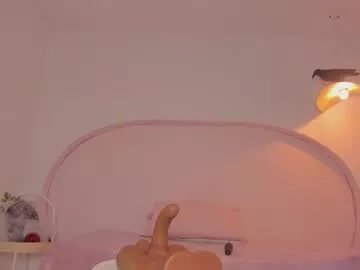 Freechat fer_luu on Chaturbate