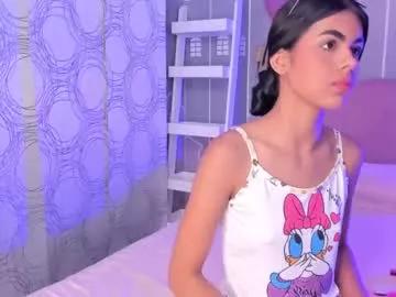 Freechat isa_little4u on Chaturbate