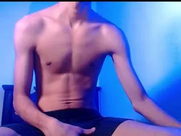 isaaclatino on Chaturbate 