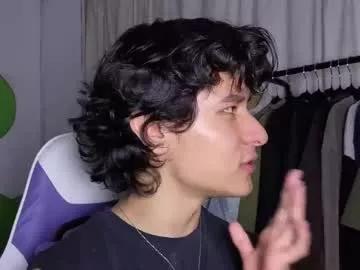 j_u_p_i_t_e_r on Chaturbate 