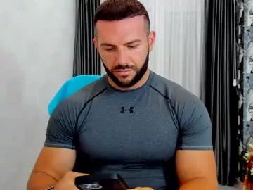 Group joshuamuscle69 on Chaturbate
