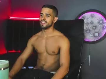 Freechat khriss_brown on Chaturbate