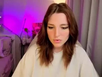 Freechat lunatale on Chaturbate