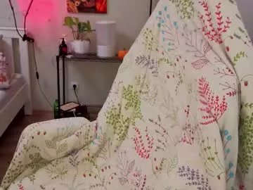 Freechat lunatale on Chaturbate