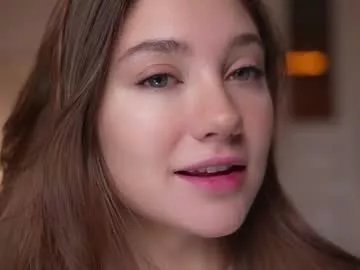 Freechat mia_dynasty on Chaturbate