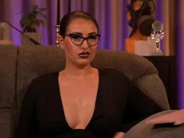 Freechat mistresskellykent on Chaturbate