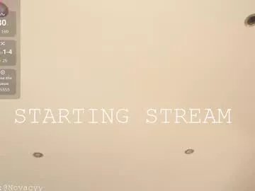 Freechat n_o_v_a on Chaturbate