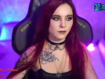 nelle_ on Chaturbate 