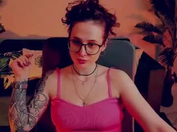 Freechat oliviamcclean on Chaturbate