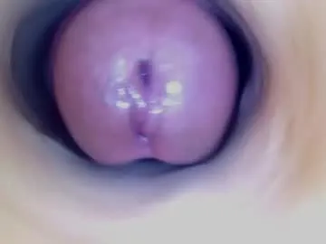 paulainoscente on Chaturbate