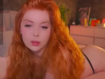 redhotvixen_ on Chaturbate