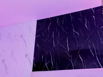 Freechat reginavegaa on Chaturbate