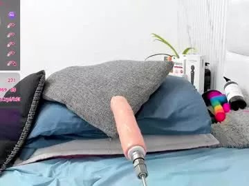 Freechat reginavegaa on Chaturbate