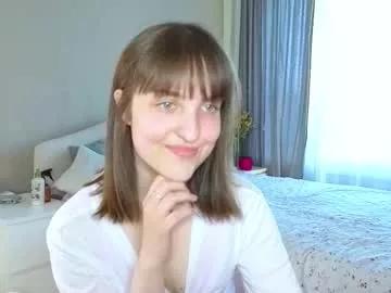 Freechat saphirree on Chaturbate