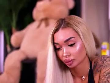 sashaferrera on Chaturbate 