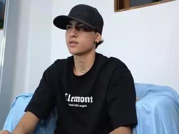 Freechat stivenbenet1 on Chaturbate