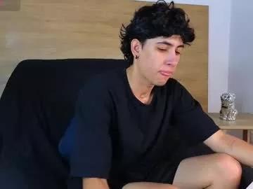 Freechat stivenbenet1 on Chaturbate